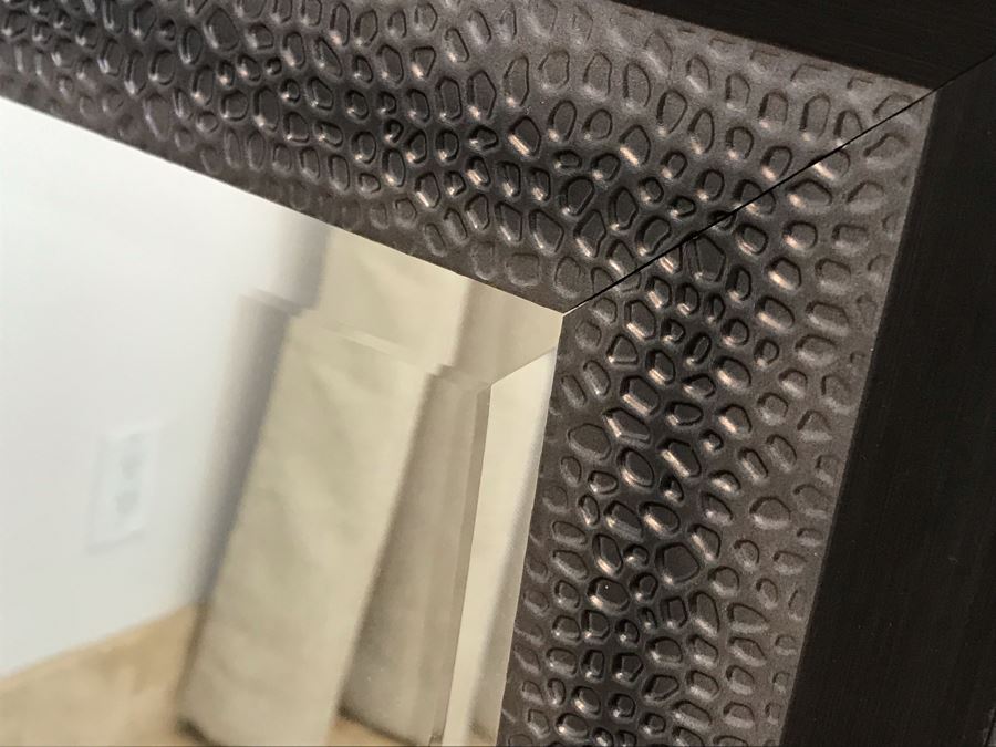 Contemporary Wall Mirror 29' X 42' [Photo 4]