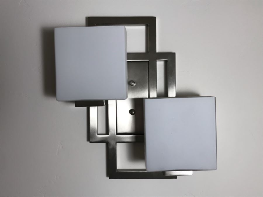 Pair Of Modern Metal Wall Sconces Light Fixtures [Photo 4]