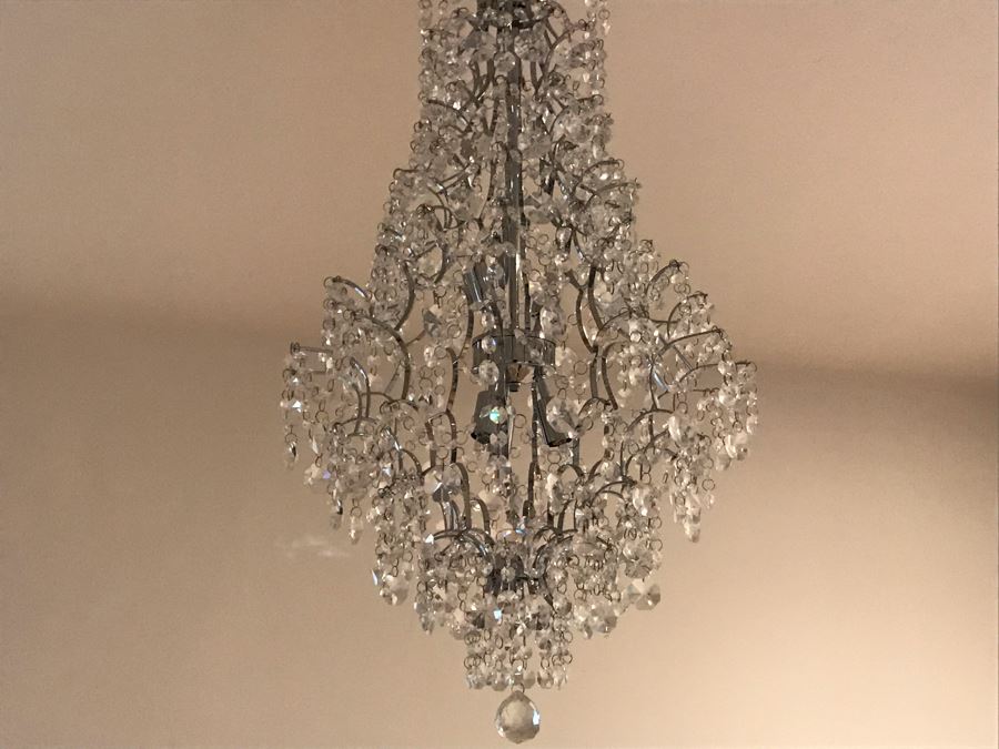 Crystal And Chrome Contemporary Chandelier [Photo 17]