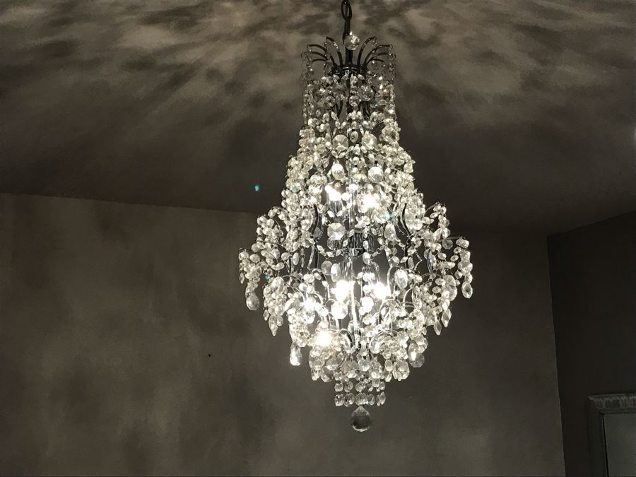 Crystal And Chrome Contemporary Chandelier [Photo 12]