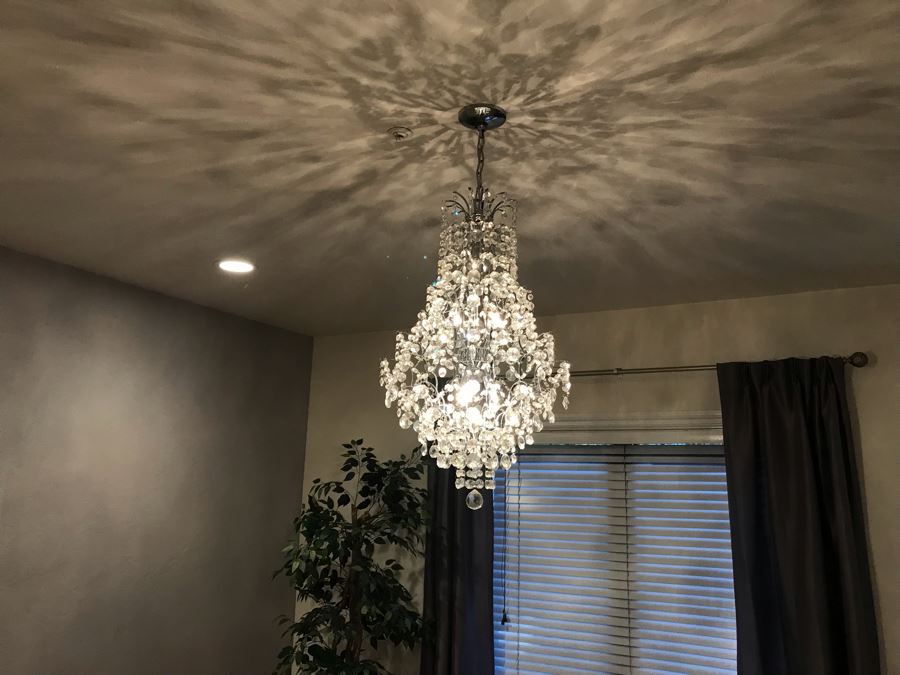 Crystal And Chrome Contemporary Chandelier [Photo 9]