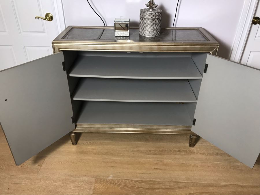 2-Door Contemporary Cabinet With Pair Of Decorative Boxes On Top [Photo 11]