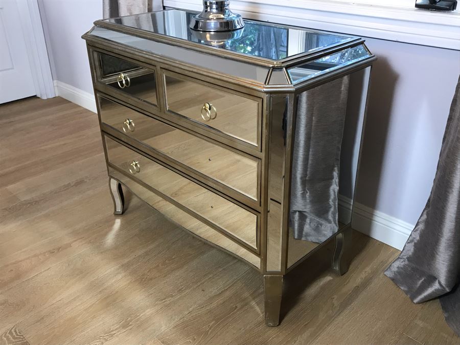Contemporary Mirrored Chest Of Drawers Dresser (Missing 2 Drawer Pulls) 40'W X 17'D X 35'H [Photo 4]