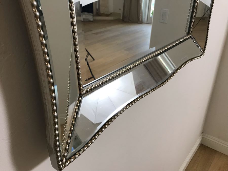Contemporary Beveled Glass Wall Mirror 30' X 40' [Photo 3]