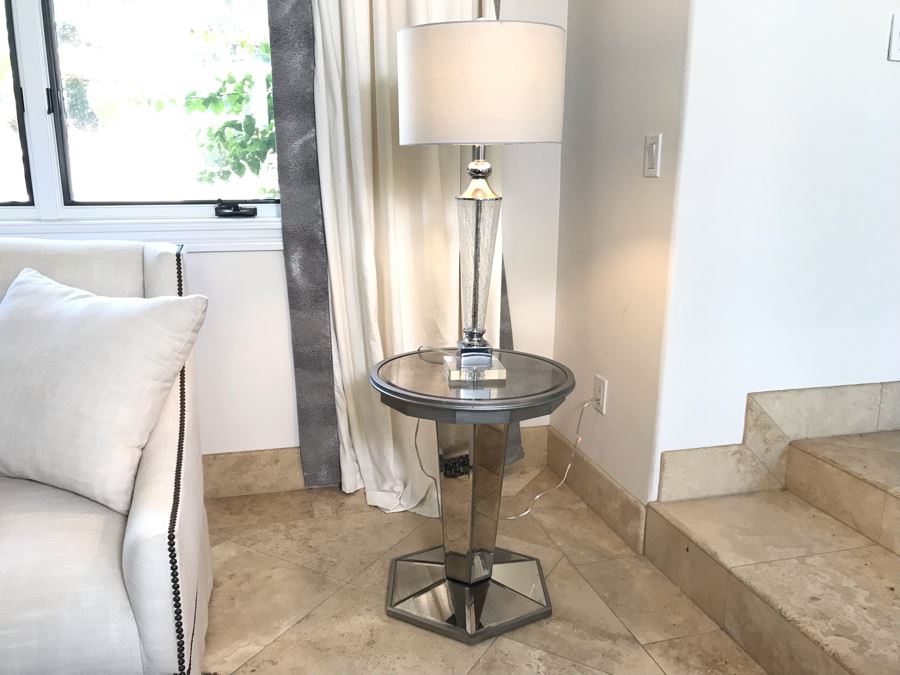 Contemporary Mirrored Side Table 20'W X 24'H With Glass And Chrome Modern Table Lamp [Photo 3]