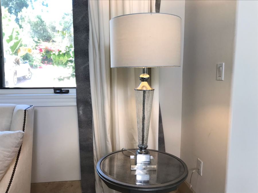 Contemporary Mirrored Side Table 20'W X 24'H With Glass And Chrome Modern Table Lamp [Photo 5]