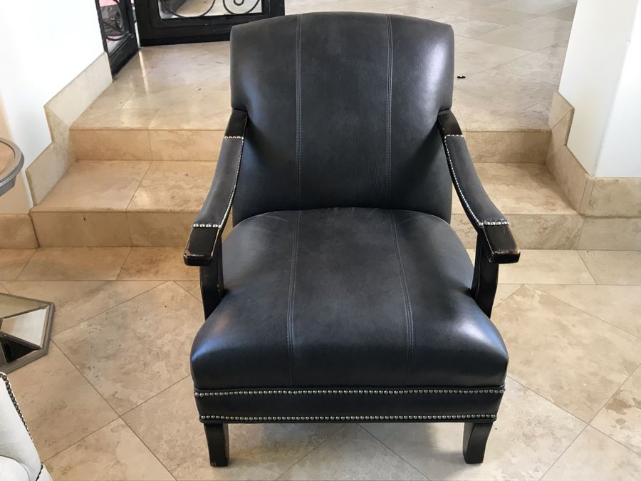 Elegant Black Leather Armchair With Silver Nailheads [Photo 4]
