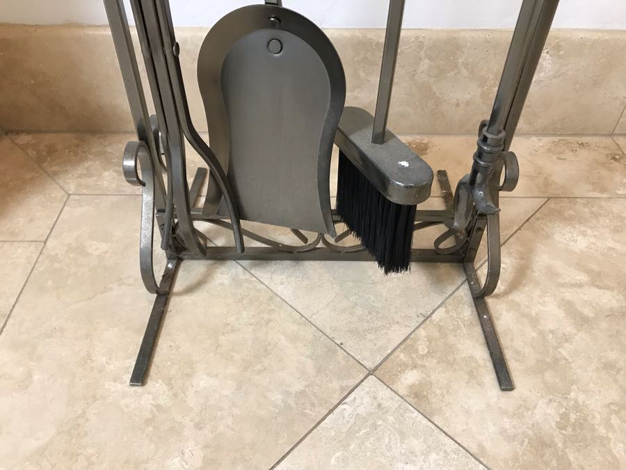 Silver Tone Metal Set Of Fireplace Tools [Photo 4]