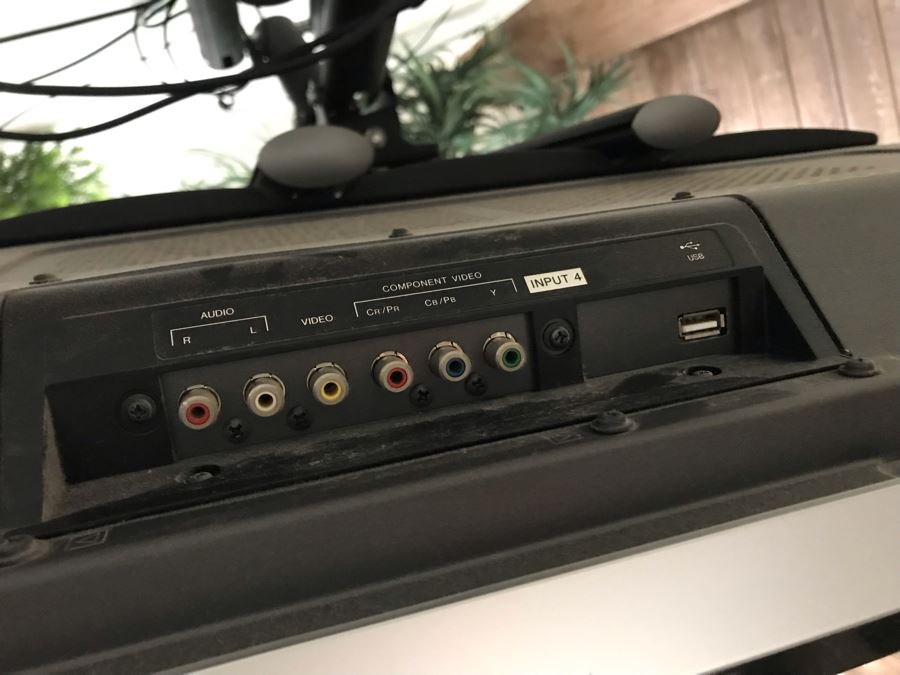 Pioneer 60' Flat Panel Plasma TV Model PDP-6071PU With Metal Wall Bracket [Photo 9]