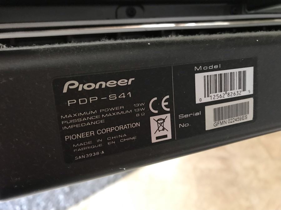 Pioneer 60' Flat Panel Plasma TV Model PDP-6071PU With Metal Wall Bracket [Photo 14]