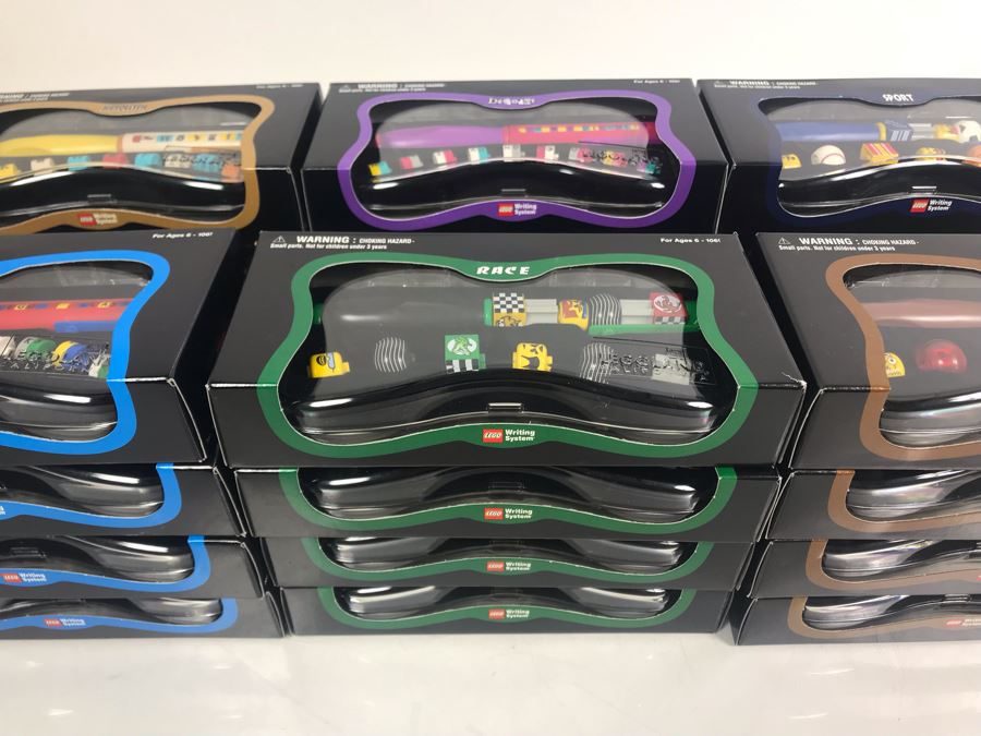 New LEGO LEGOLAND California Special Collectible Pens - 24 Pens [Photo 3]