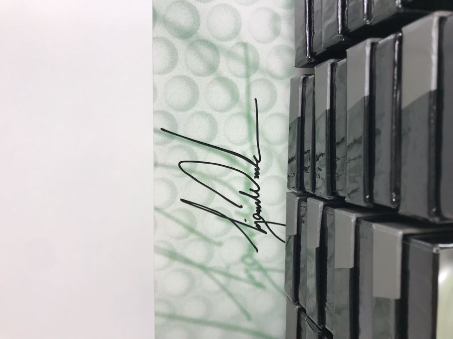New Tiger Woods Upper Deck Collectibles POD Pens Individually Numbered With Merchandiser Store Display - 24 Pens Total With Store Display [Photo 9]