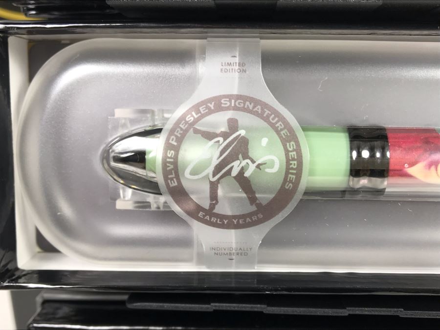 New Elvis Presley Collectible POD Pens Individually Numbered With Merchandiser Store Display - 24 Pens Total With Store Display [Photo 18]