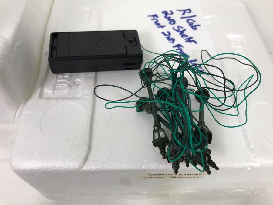 (5) Thomas Kinkade Hawthorne Village Limited Edition Figurines [Photo 19]