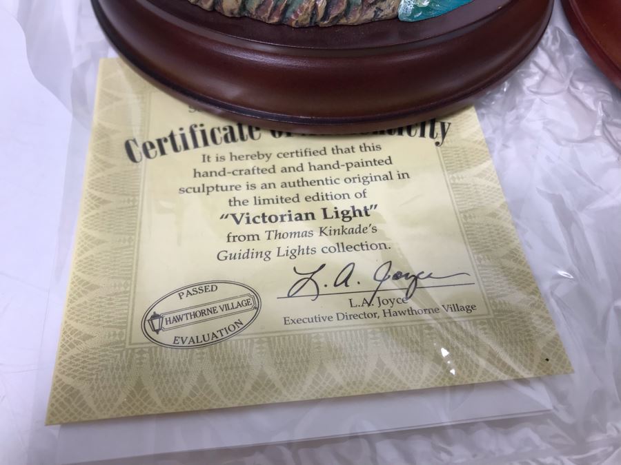 (4) Thomas Kinkade Hawthorne Village Limited Edition Figurines [Photo 10]