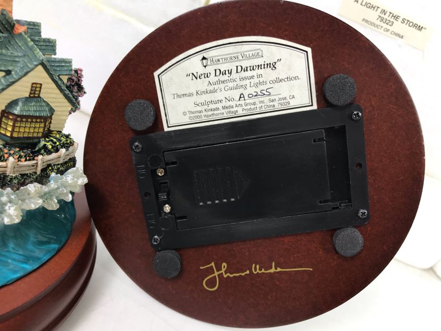 (4) Thomas Kinkade Hawthorne Village Limited Edition Figurines [Photo 14]