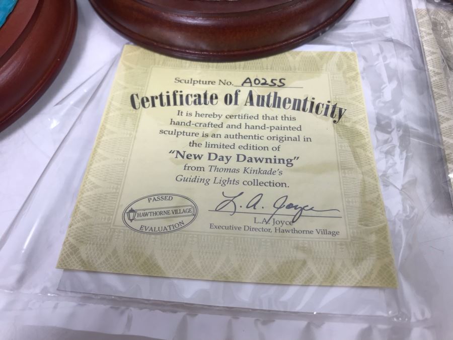 (4) Thomas Kinkade Hawthorne Village Limited Edition Figurines [Photo 11]