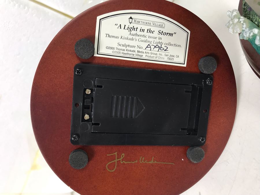 (4) Thomas Kinkade Hawthorne Village Limited Edition Figurines [Photo 15]