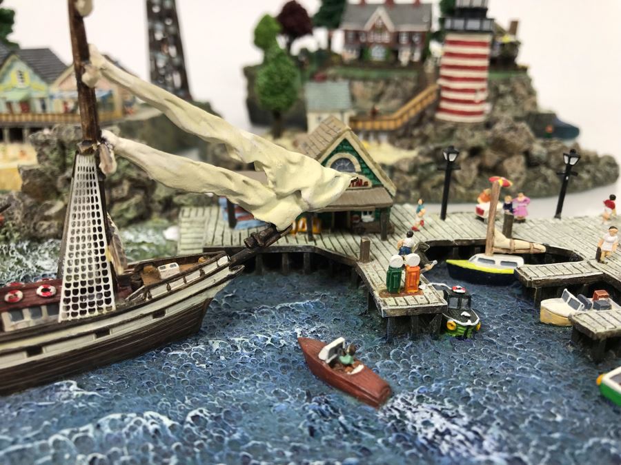 Large Danbury Mint Lighthouse Point By Colin Gough 4-Piece Sculpture Display With Box [Photo 8]