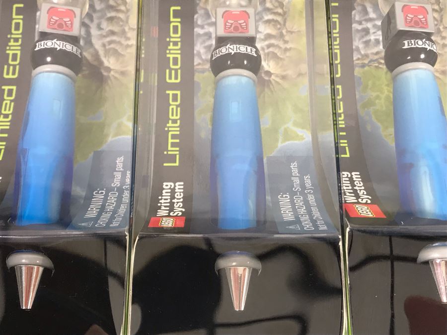 New LEGO Bionicle Limited Edition Pens With (2) Prototype LEGO Bionicle Product Displays - 6 Pens [Photo 7]