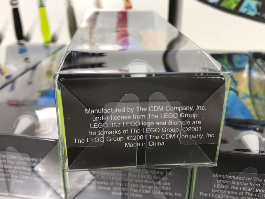 New LEGO Bionicle Limited Edition Pens With (2) Prototype LEGO Bionicle Product Displays - 6 Pens [Photo 13]