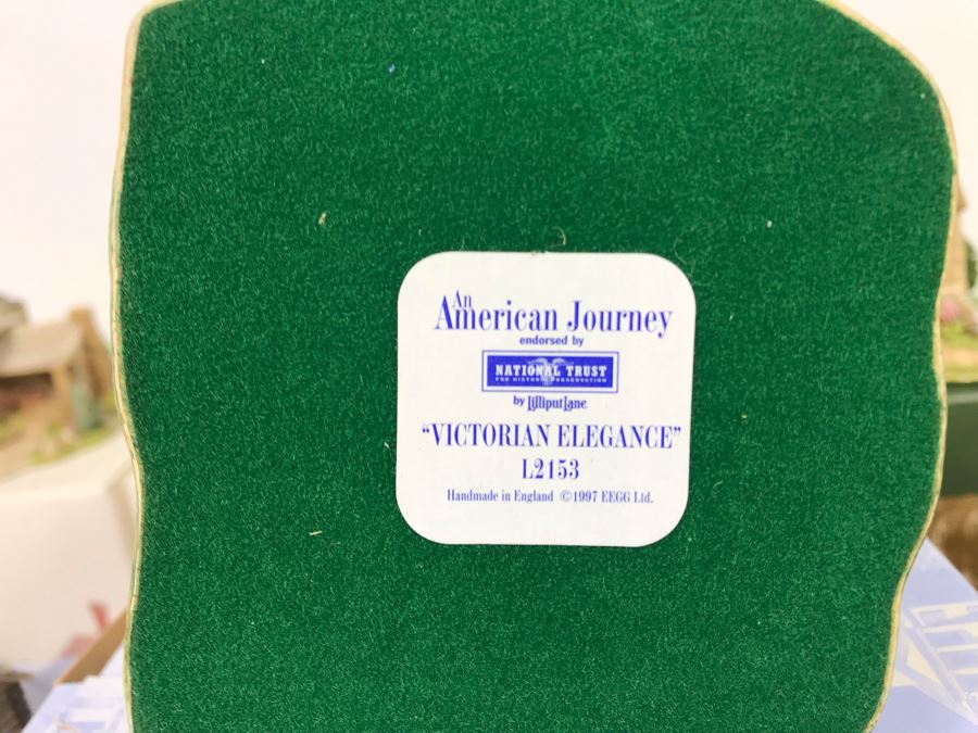 (9) Lilliput Lane Cottages With Boxes [Photo 15]