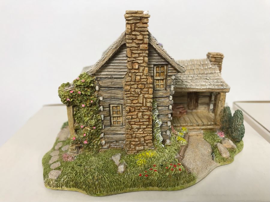 (9) Lilliput Lane Cottages With Boxes [Photo 10]