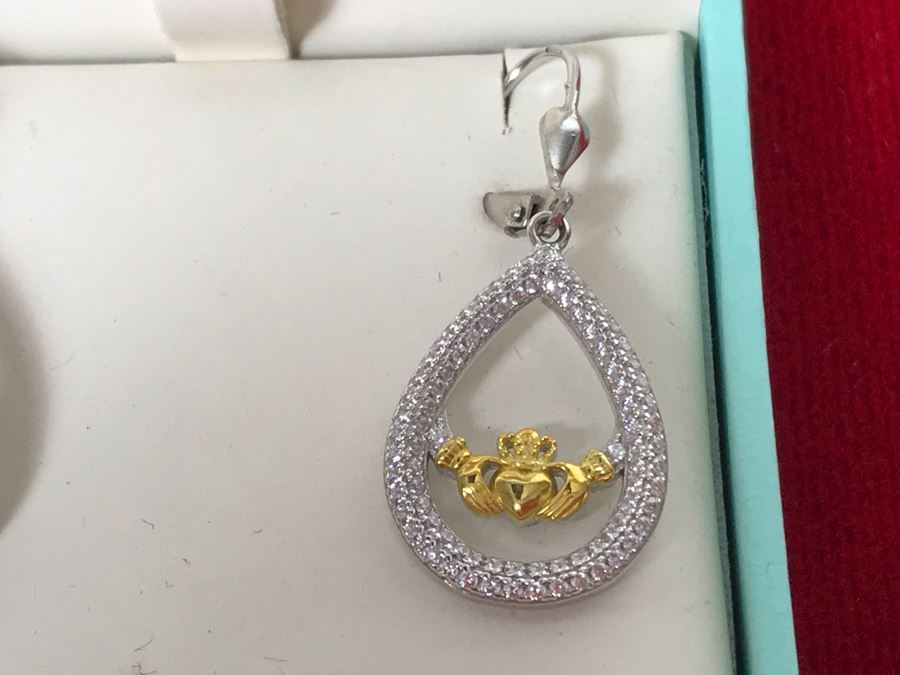 New Sterling Silver Claddagh Earrings Failte Crafted By Solvar Retails $117 [Photo 5]