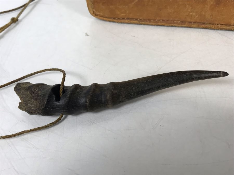 Hand Tooled Leather Bag And Belt Clip Personalized To Gene Thomas (Early Orange County Rancher), John Leather Belt, Antler Necklace And Antler - See Photos [Photo 16]