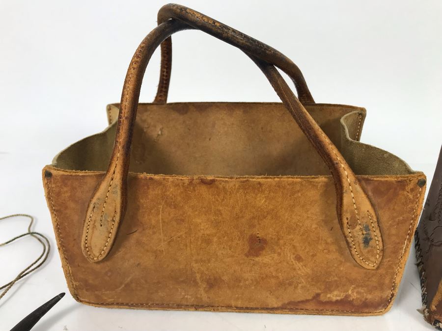 Hand Tooled Leather Bag And Belt Clip Personalized To Gene Thomas (Early Orange County Rancher), John Leather Belt, Antler Necklace And Antler - See Photos [Photo 13]