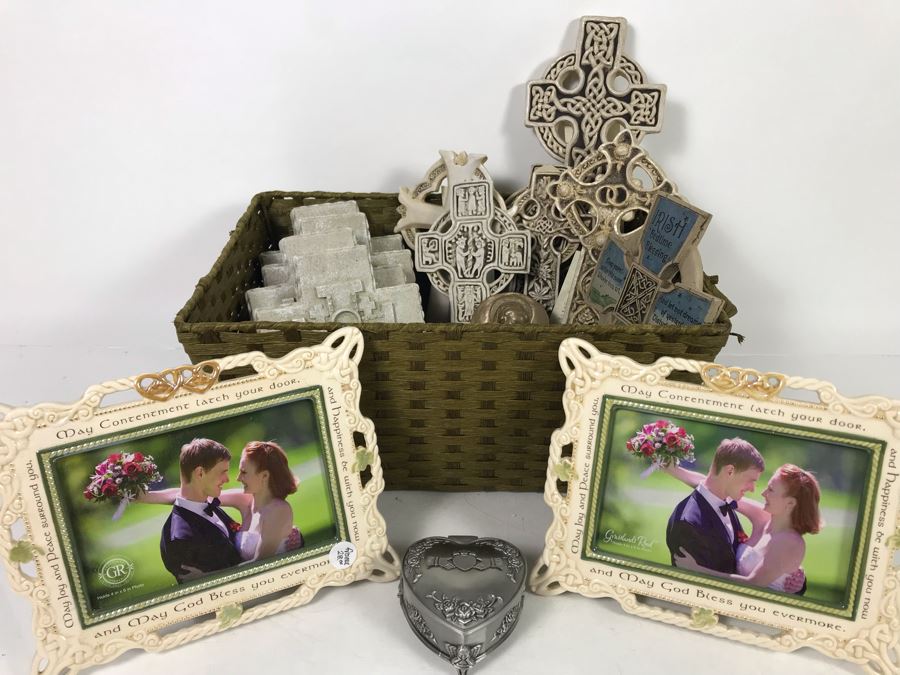 Collection Of New Irish Decorative Crosses, Pair Of Irish Picture Frames And Irish Pewter Box With Basket - See Photos [Photo 3]