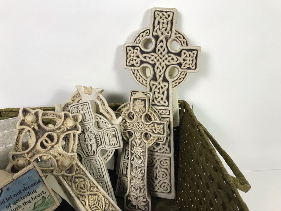 Collection Of New Irish Decorative Crosses, Pair Of Irish Picture Frames And Irish Pewter Box With Basket - See Photos [Photo 22]