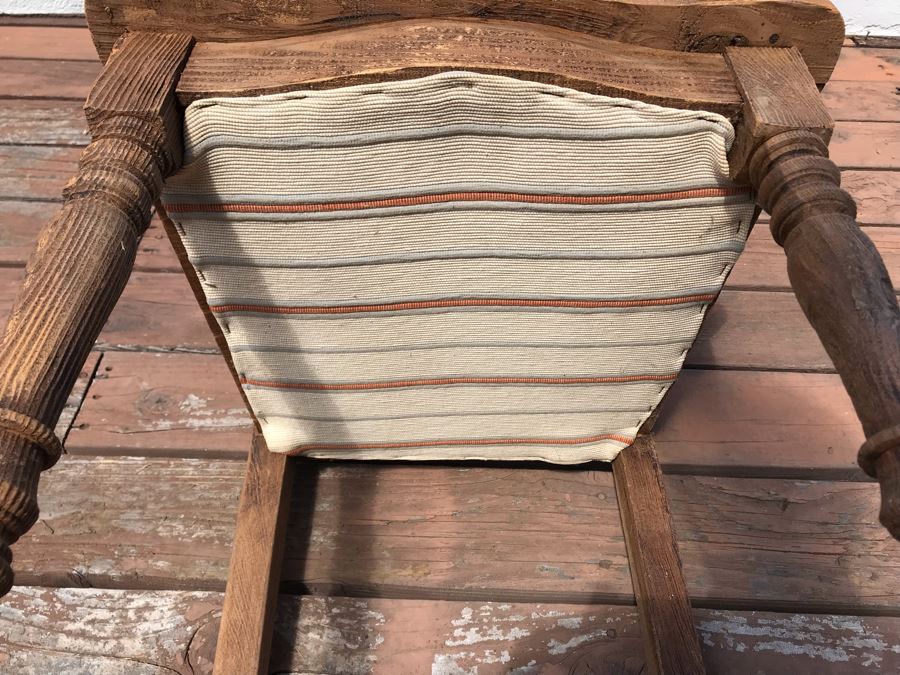 Rustic Wooden Side Chair [Photo 6]