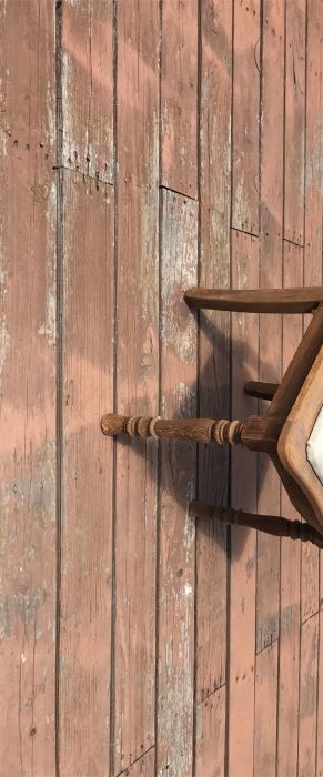 Rustic Wooden Side Chair [Photo 3]