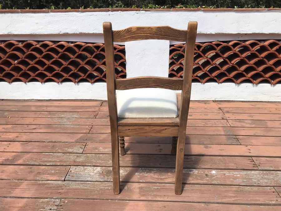 Rustic Wooden Side Chair [Photo 5]