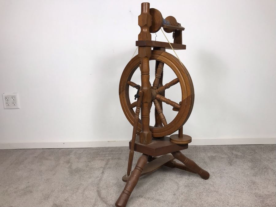 Vintage Wooden Spinning Wheel