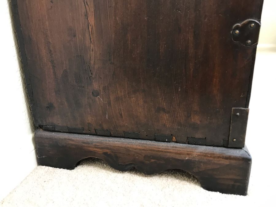 Stunning Antique Korean Cabinet With Brass Hardware 32.5W X 14D X 29H [Photo 7]