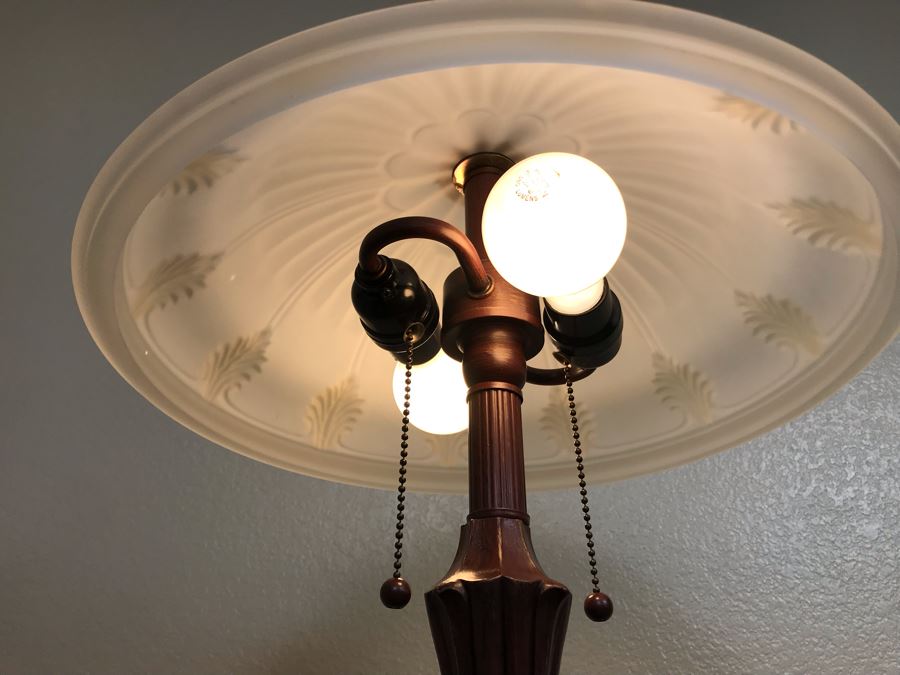 Metal Table Lamp With Glass Shade [Photo 6]