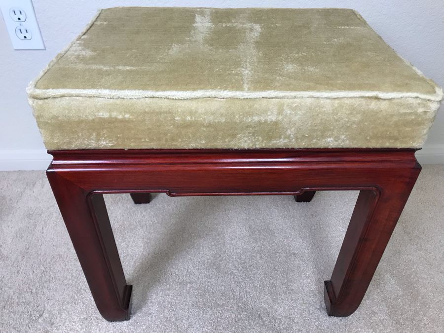 Vintage Chinese Seat Stool 18W X 14D X 18H [Photo 3]