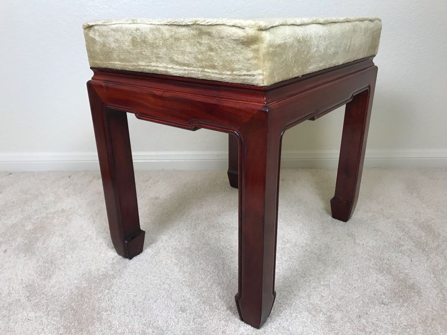 Vintage Chinese Seat Stool 18W X 14D X 18H [Photo 4]