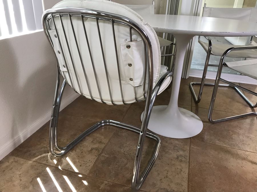 Tulip Table In Manner Of Eero Saarinen And (4) Bent Chrome And Leather Chairs [Photo 6]