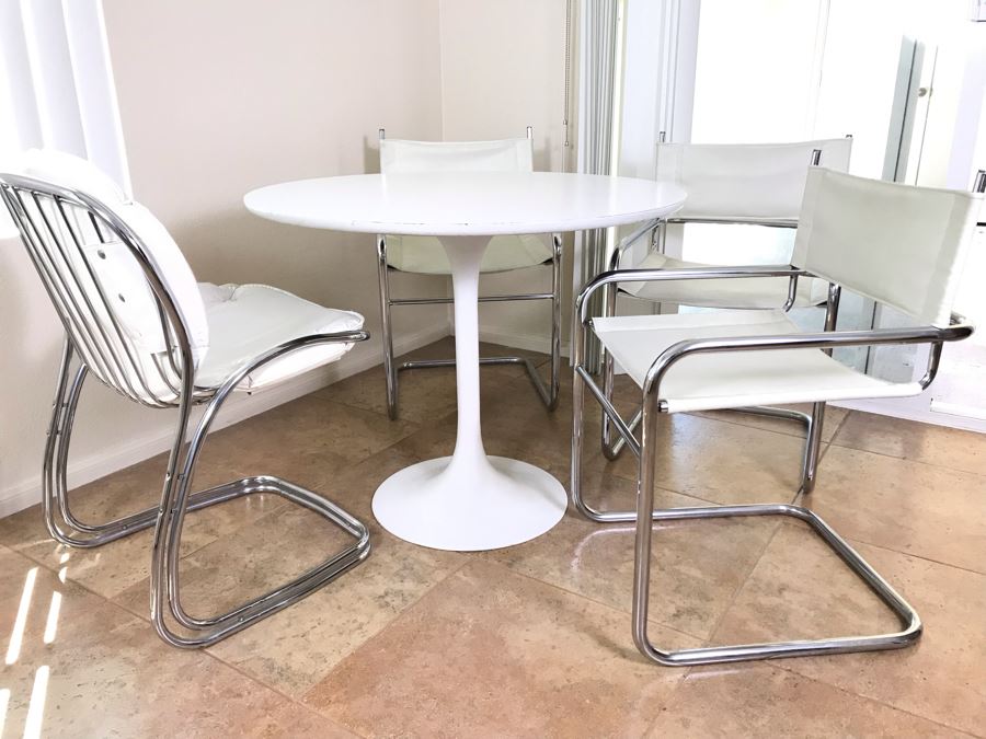 Tulip Table In Manner Of Eero Saarinen And (4) Bent Chrome And Leather Chairs [Photo 2]
