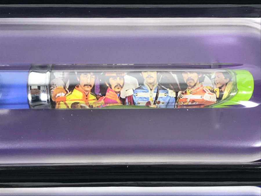 (3) New Limited Edition The Beatles Collectible Pod Pens: The Beatles Yellow Submarine, Sgt. Peppers Lonely Hearts Club Band And The White Album [Photo 6]