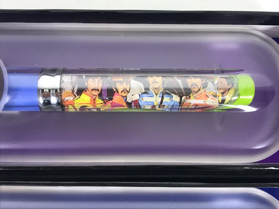 (3) New Limited Edition The Beatles Collectible Pod Pens: The Beatles Yellow Submarine, Sgt. Peppers Lonely Hearts Club Band And The White Album [Photo 10]