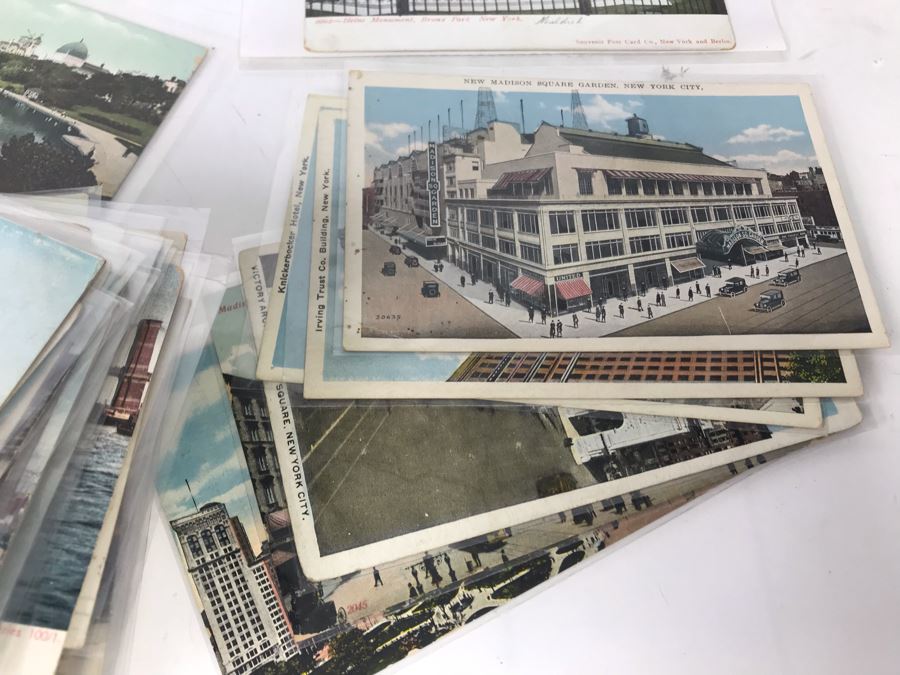 Collection Of Over 100 Antique / Vintage New York City Themed Postcards (Some Postmarked) And Vintage New York City Manhattan Tin [Photo 14]