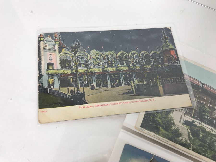 Collection Of Over 100 Antique / Vintage New York City Themed Postcards (Some Postmarked) And Vintage New York City Manhattan Tin [Photo 21]