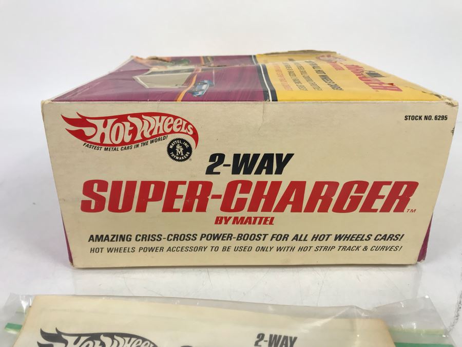 Vintage 1968 Mattel 2-Way Super-Charger In Damaged Box [Photo 10]