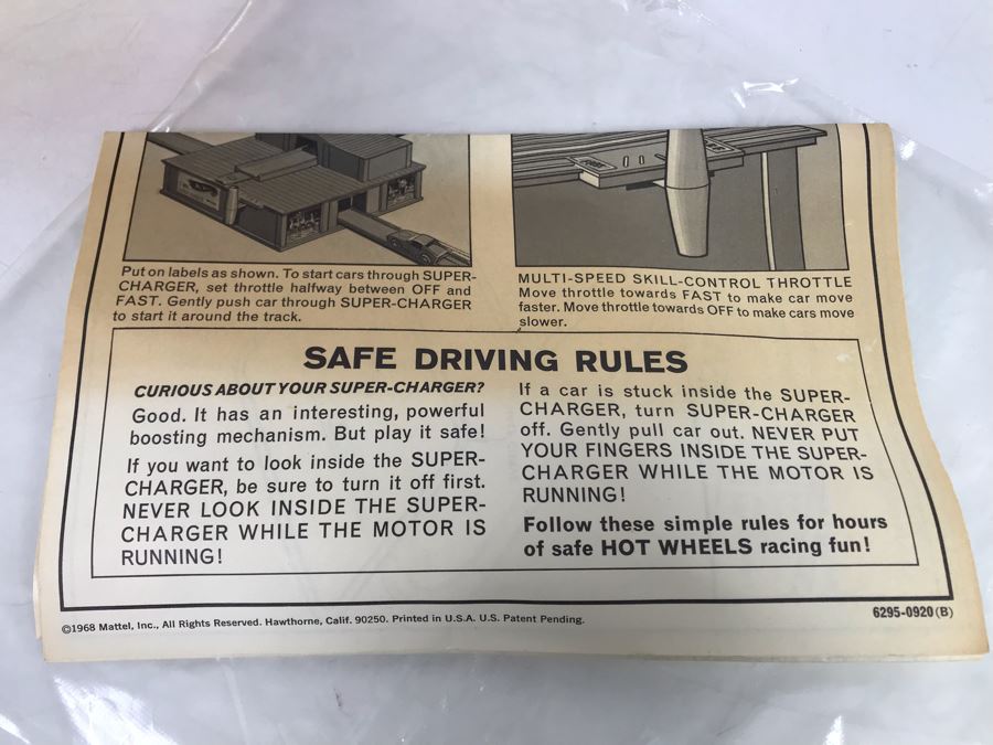 Vintage 1968 Mattel 2-Way Super-Charger In Damaged Box [Photo 16]