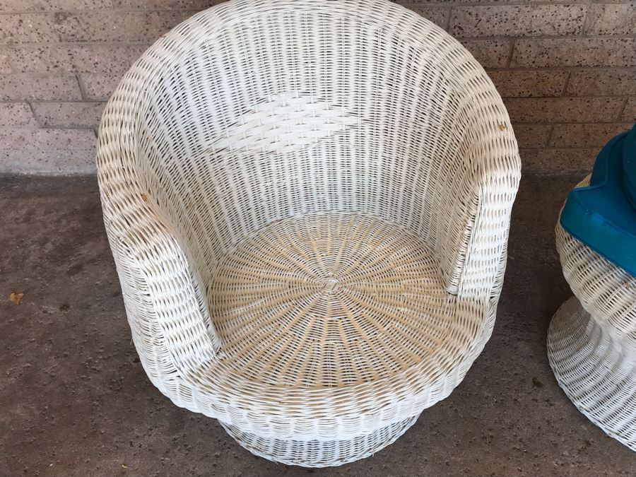 Pair Of Mid-Century White Wicker Barrel Chairs And Mushroom Table [Photo 6]