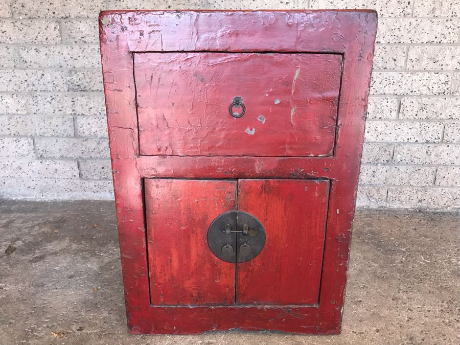 Vintage Chinese Cabinet [Photo 3]
